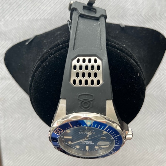 INVICTA Men Watch - Picture 2 of 4